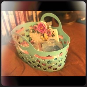 A spring basket